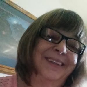 Meet your Posher, Connie